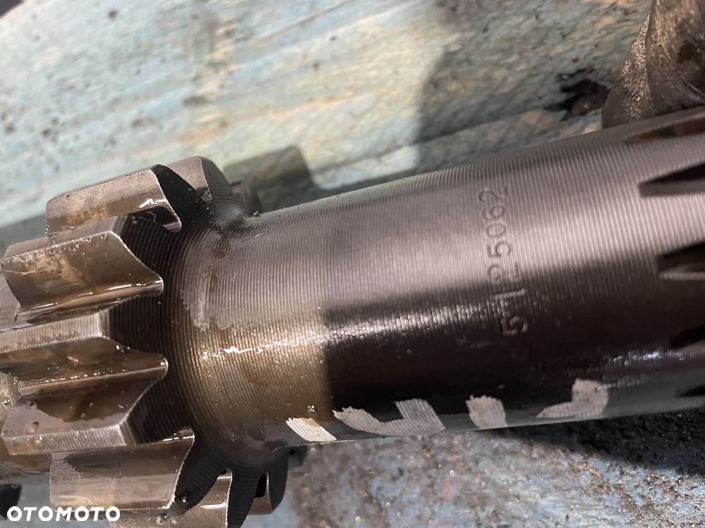 Case Fiat New Holland - wałek 5125062 - 2