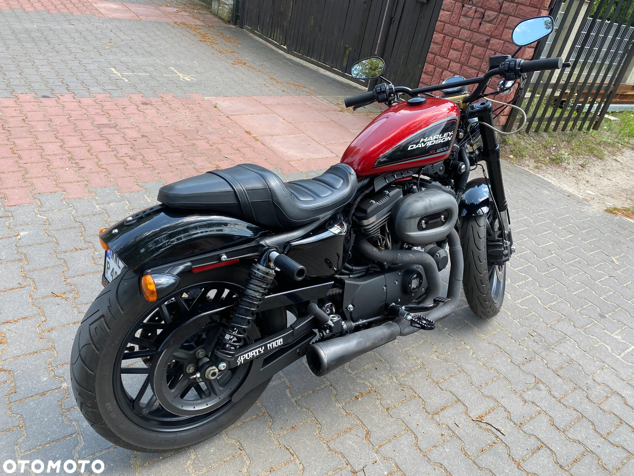 Harley-Davidson Sportster Roadster 1200R - 5