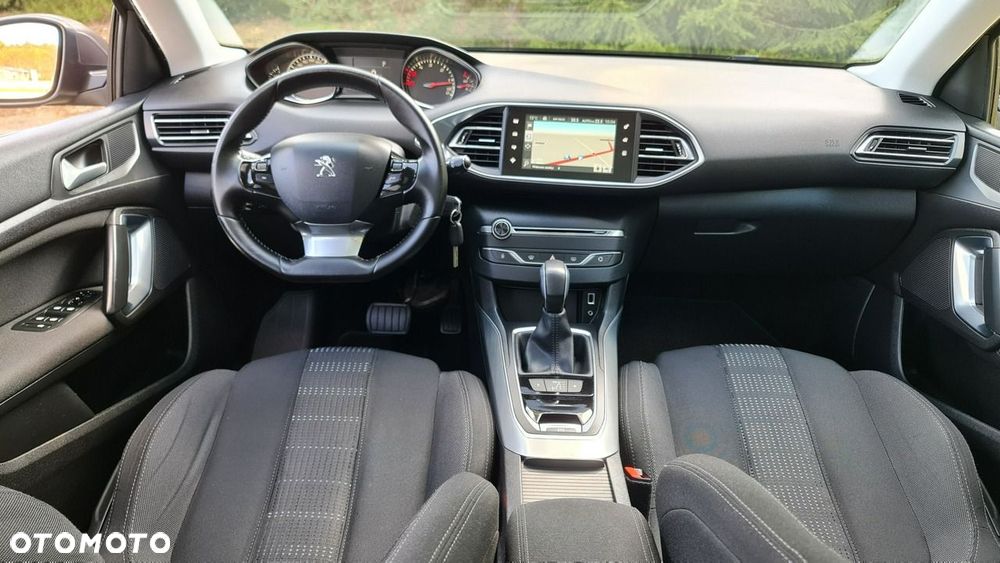 Peugeot 308 - 6