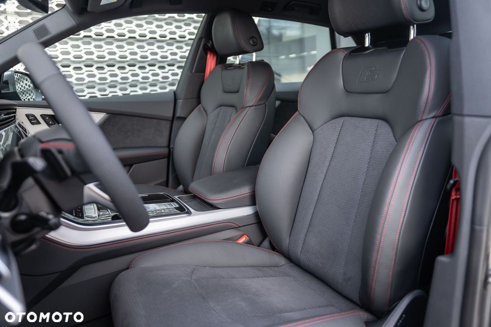Audi Q8 - 9