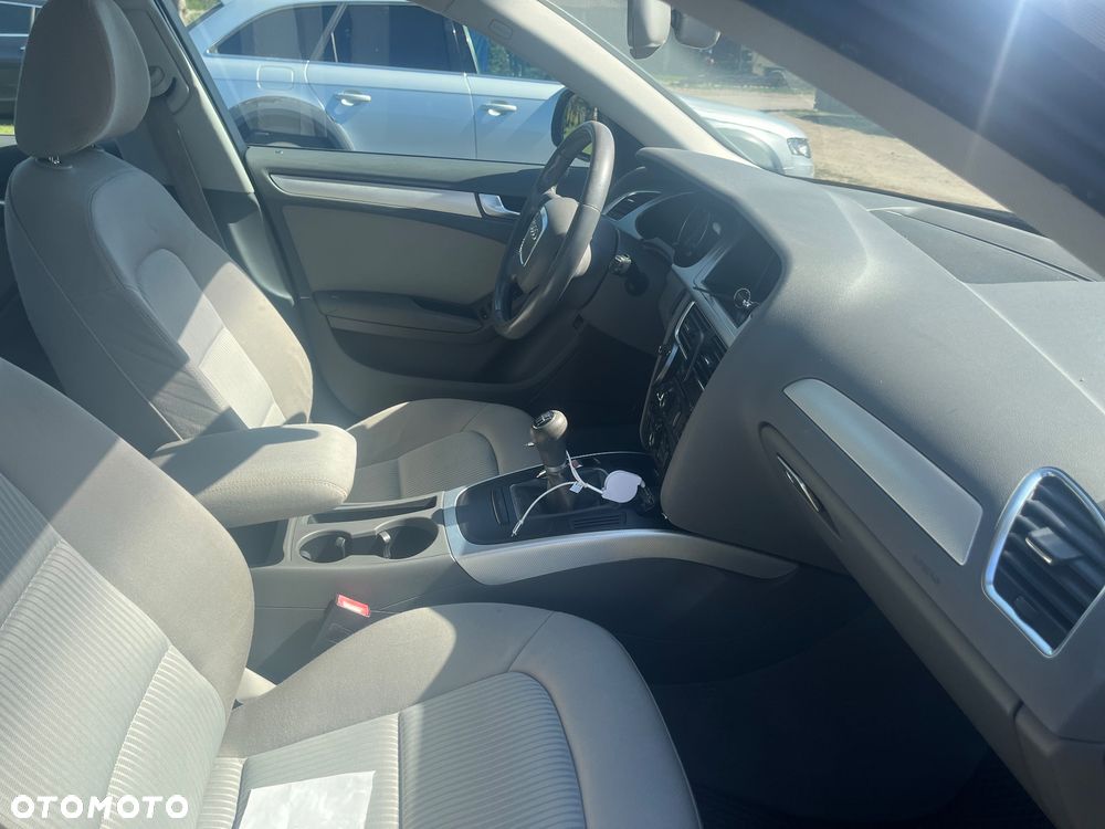 Audi A4 Limousine 2.0 TDI - 11