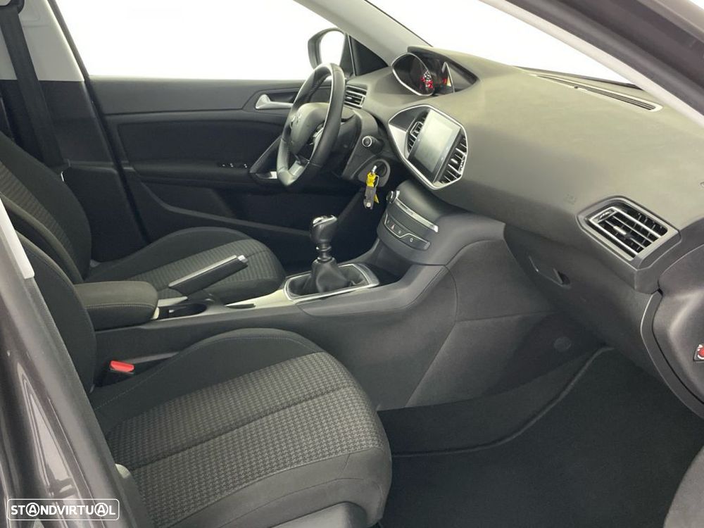 Peugeot 208 1.6 BlueHDi Allure - 21