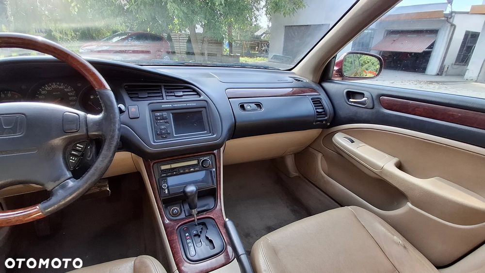 Honda Accord 2.0 ES - 22