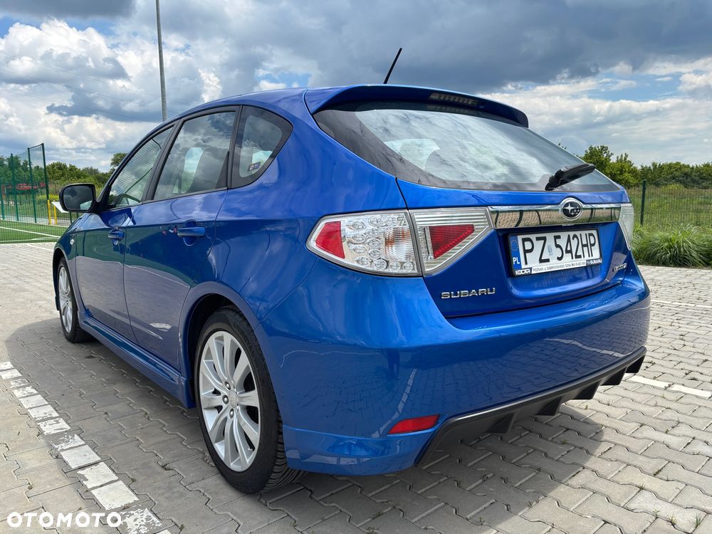 Subaru Impreza 2.0 RS - 13