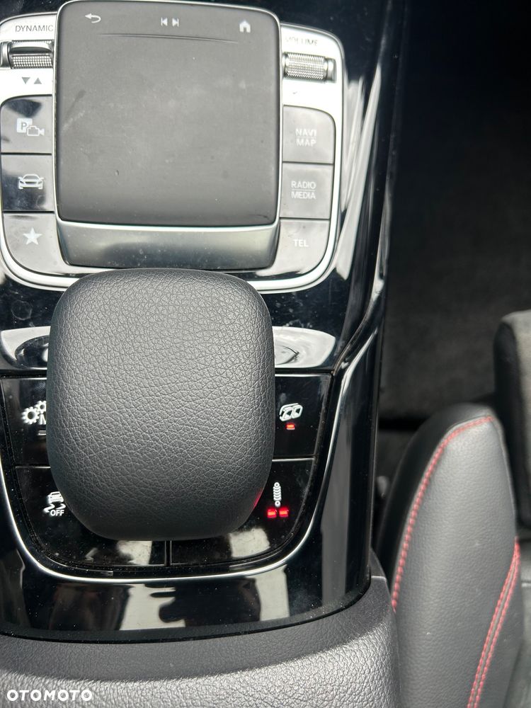 Mercedes-Benz CLA - 35