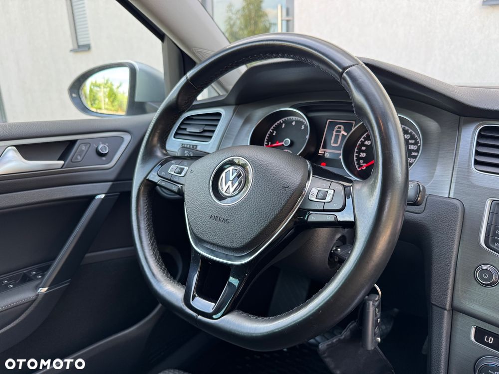 Volkswagen Golf 1.4 TSI BMT Highline - 31