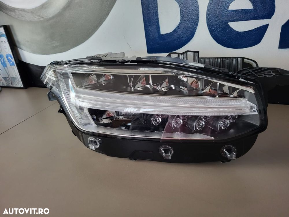 Far LED dreapta NOU VOLVO XC90 31655160 - 5