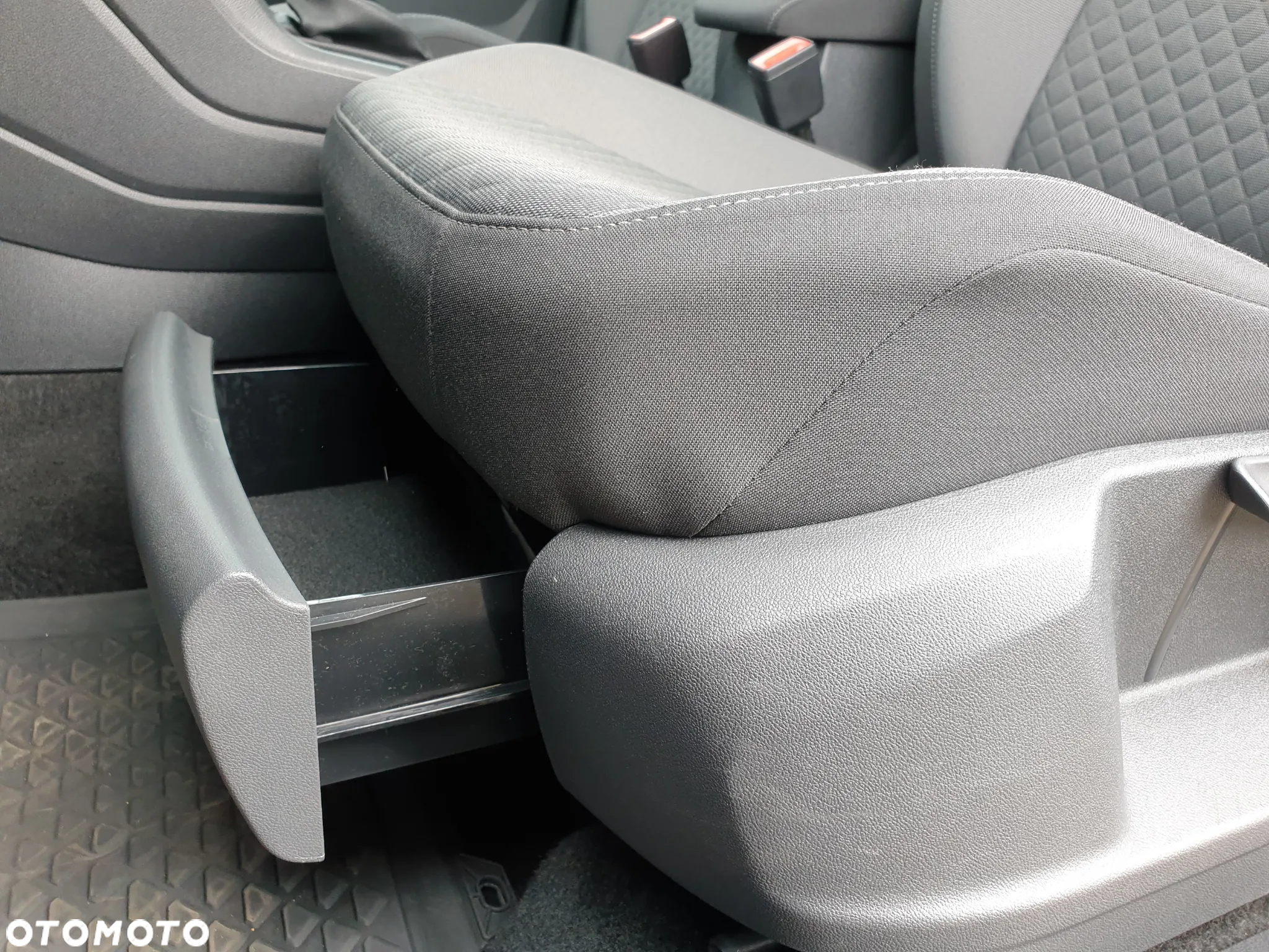 Volkswagen Tiguan 1.4 TSI BMT ACT Comfortline DSG - 31