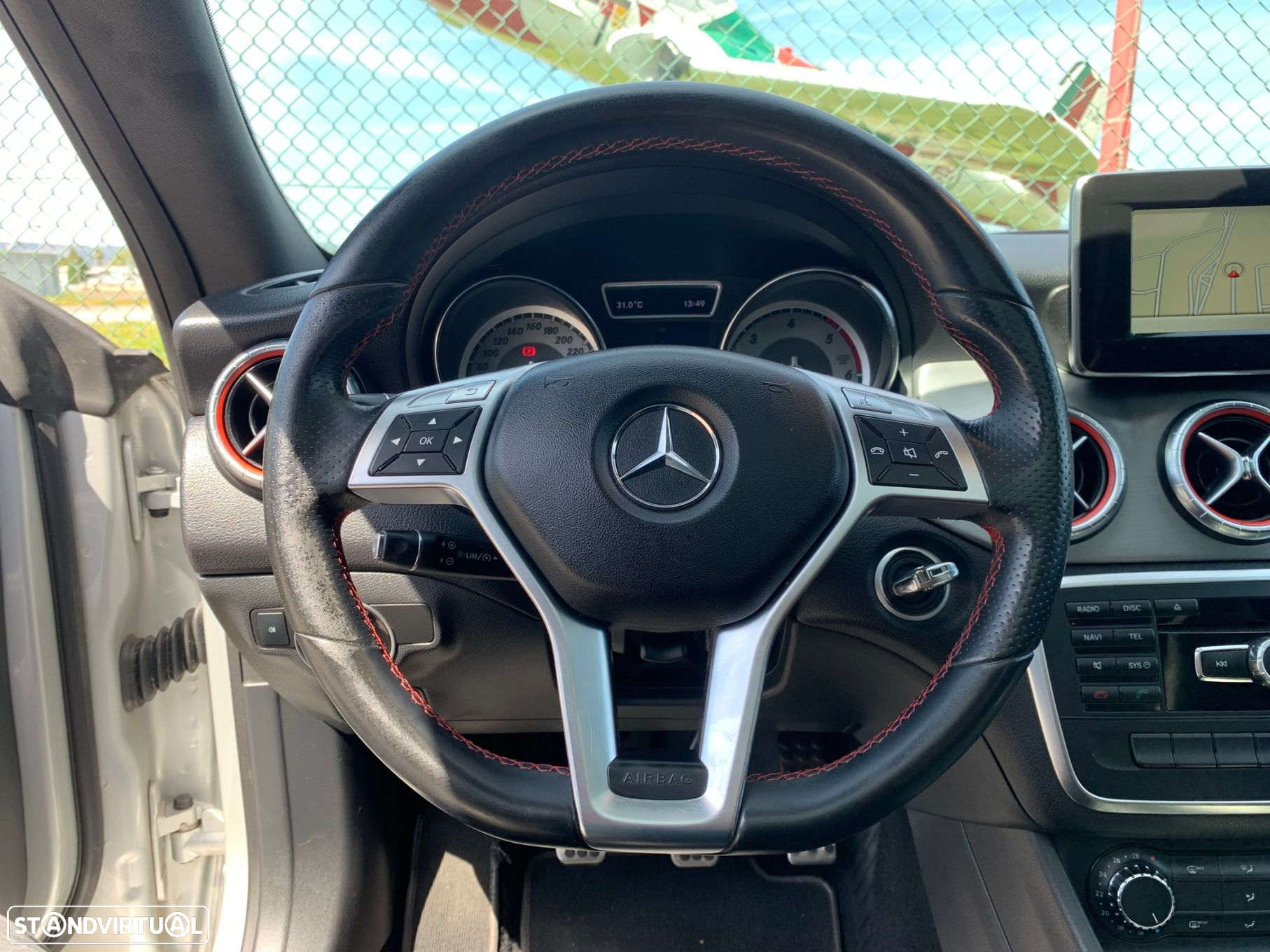 Mercedes-Benz CLA 200 CDi AMG Line - 23