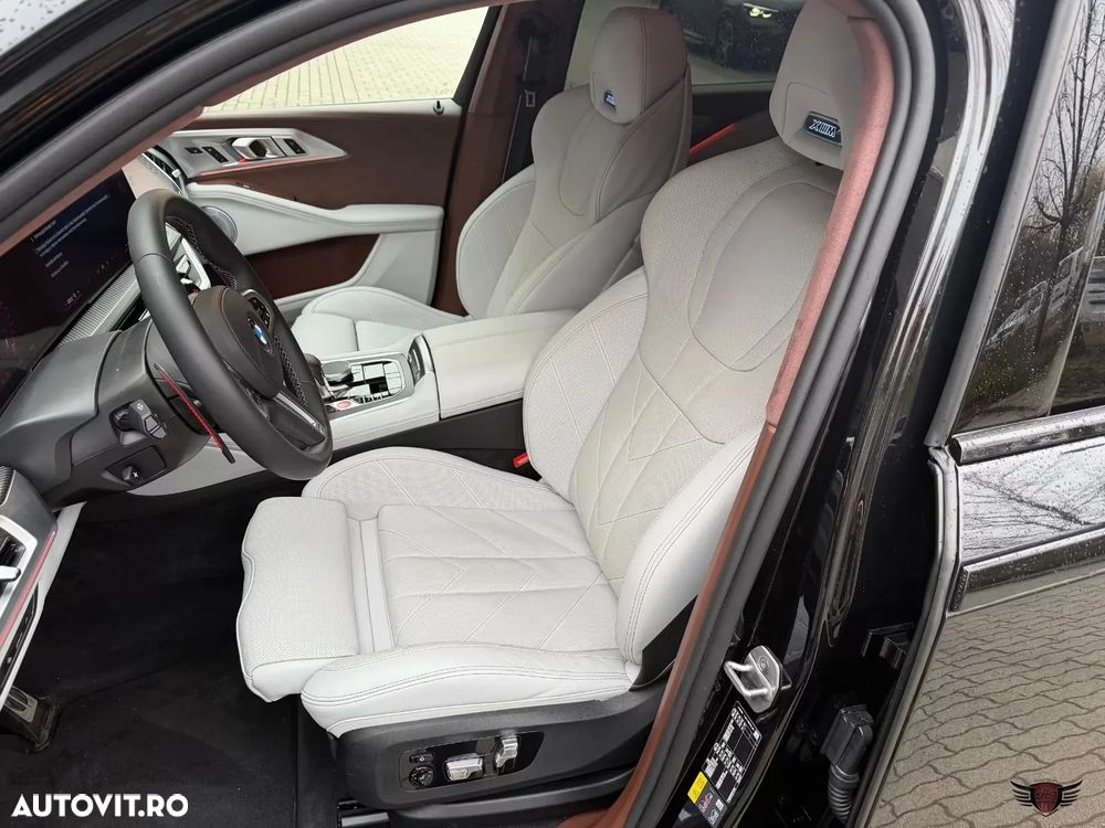 BMW XM 50e - 25