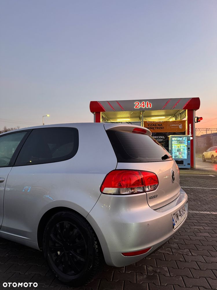 Volkswagen Golf 1.6 Comfortline - 8