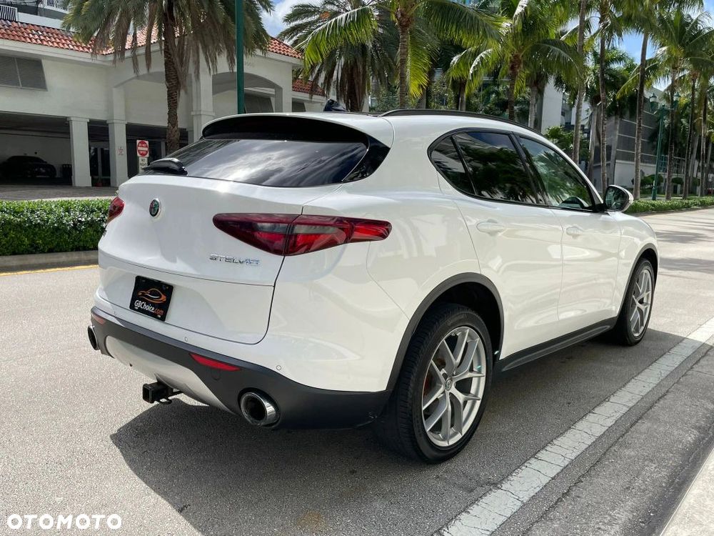 Alfa Romeo Stelvio 2.0 Turbo 16V AT8-Q4 Super - 10