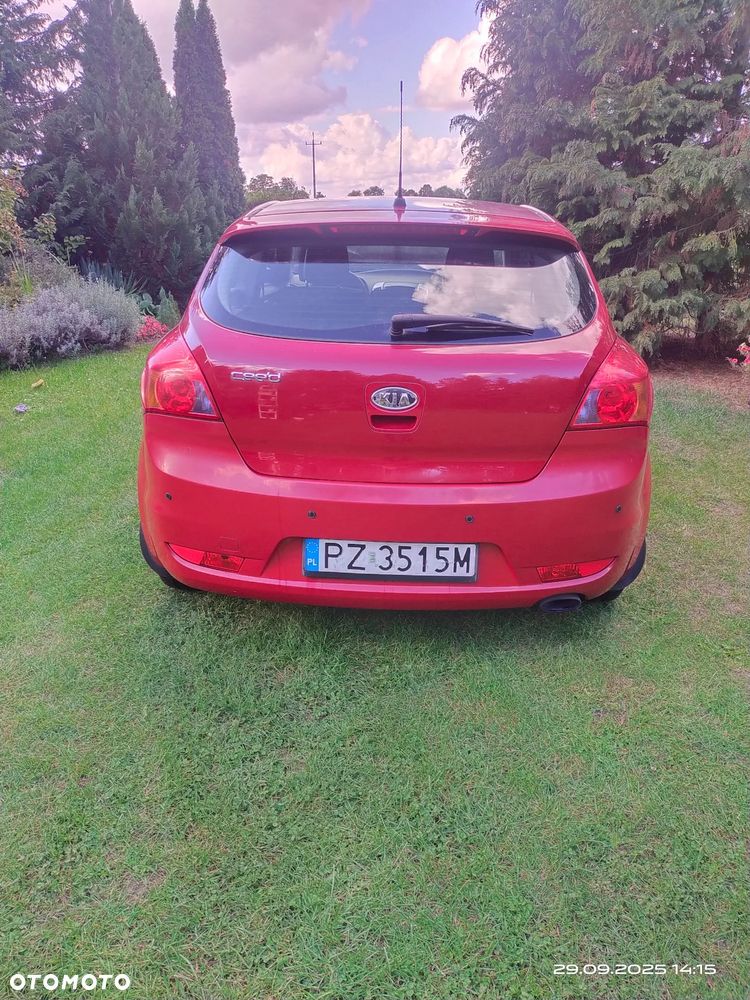 Kia Ceed 1.6 Comfort - 14