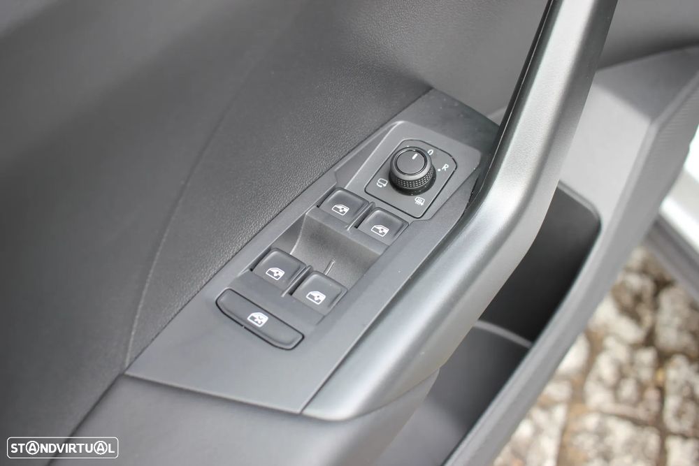 VW T-Cross 1.0 TSI Life DSG - 11