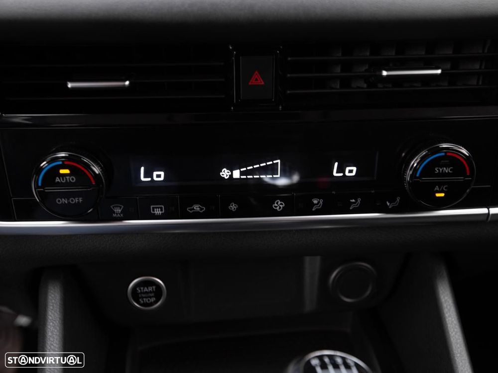 Nissan Qashqai 1.3 DIG-T Acenta LED+R - 18