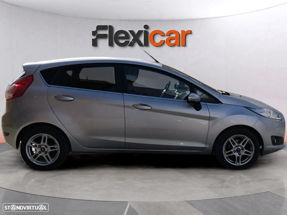 Ford Fiesta - 8