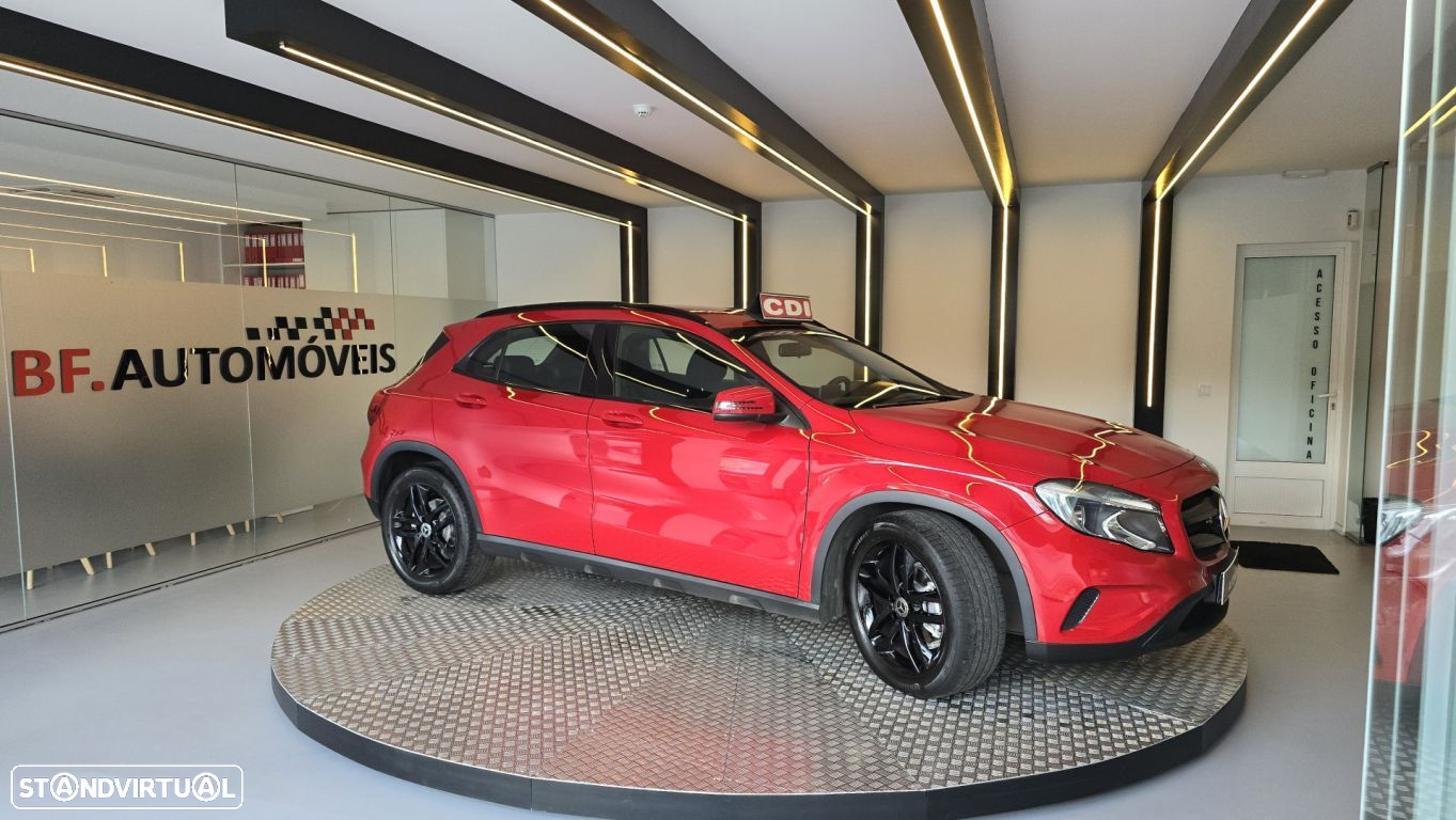 Mercedes-Benz GLA 200 CDi Urban Aut. - 9