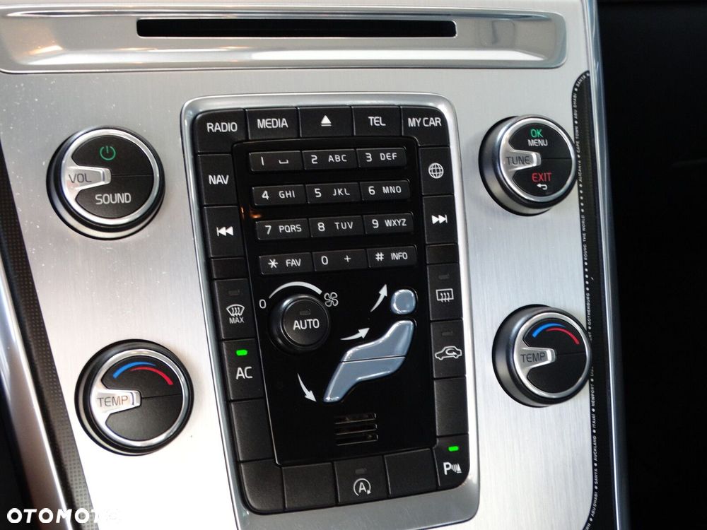 Volvo XC 60 - 23