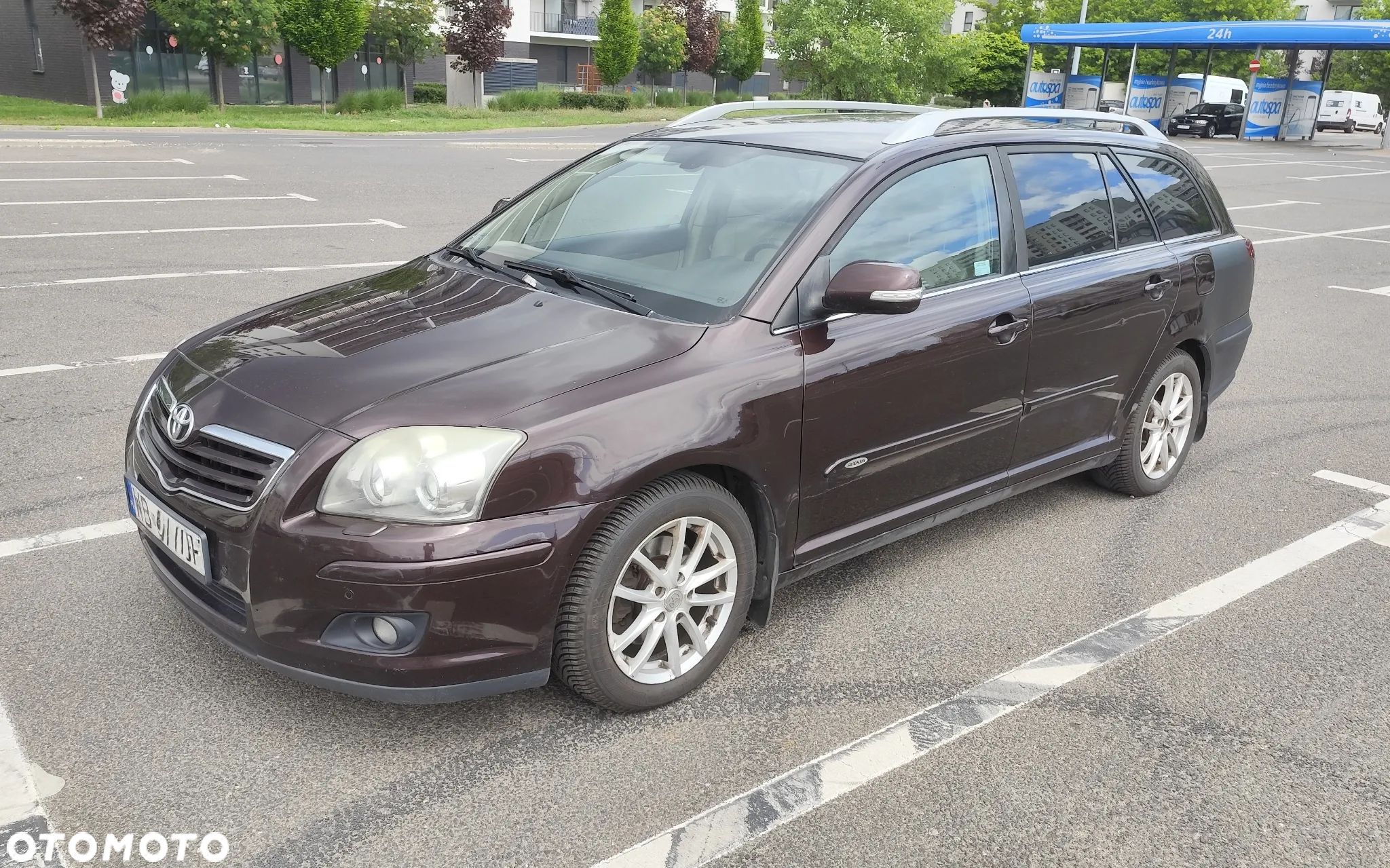 Toyota Avensis 2.2 D-4D Prestige NAVI - 1