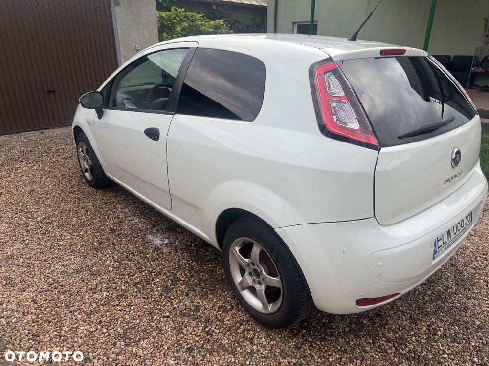Fiat Punto 1.4 Easy S&S - 6