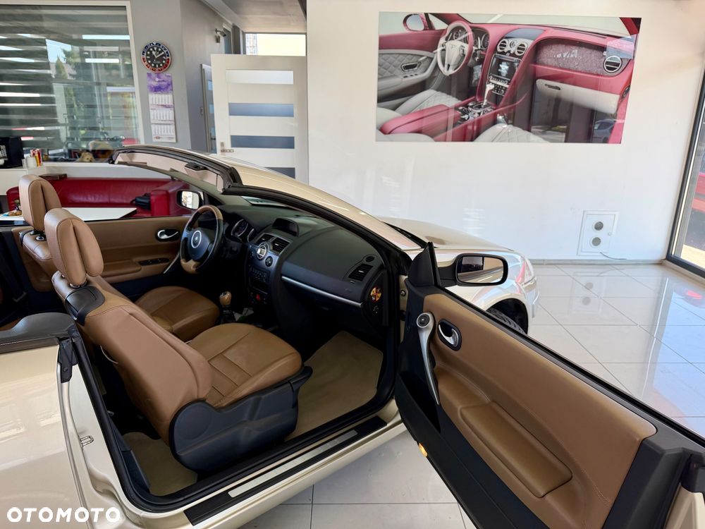 Renault Megane 2.0 Luxe Privilege - 5