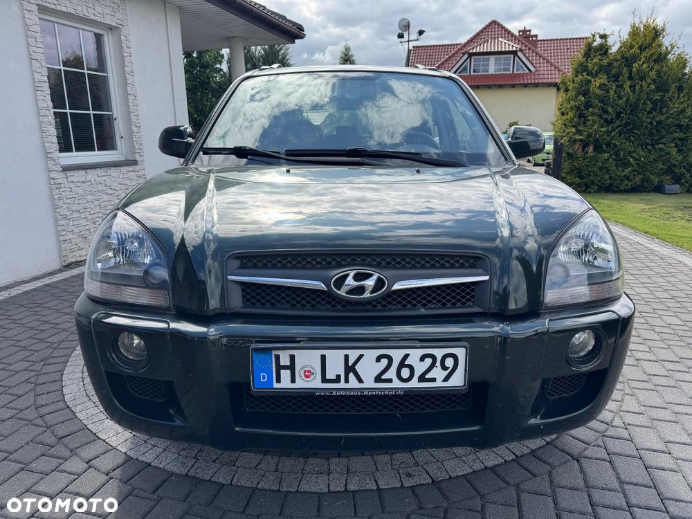Hyundai Tucson 2.0 2WD Team 08 - 2