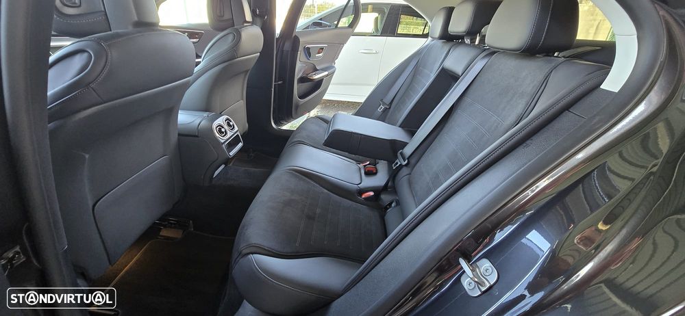 Mercedes-Benz C 300 e AMG Line - 35