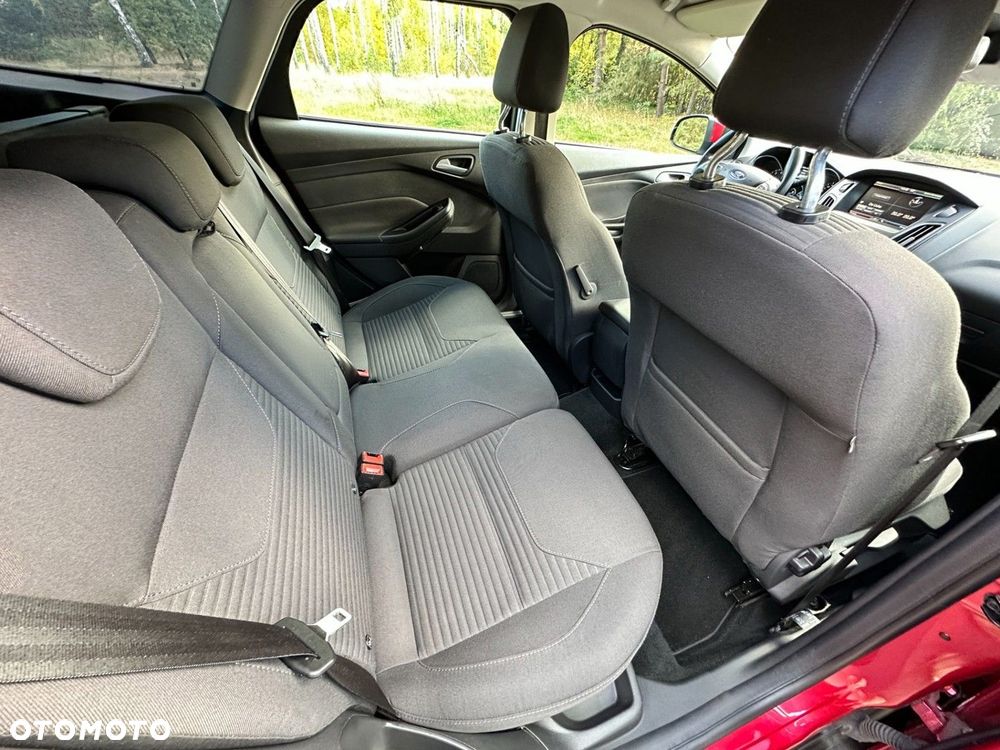 Ford Focus SW 1.0 EcoBoost Titanium - 22