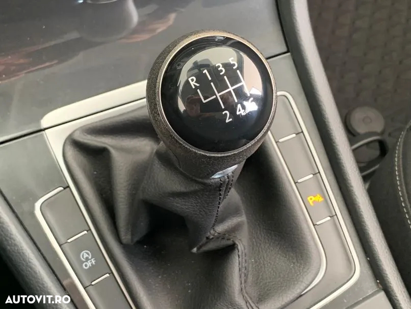 Volkswagen Golf 1.0 TSI Trendline - 10