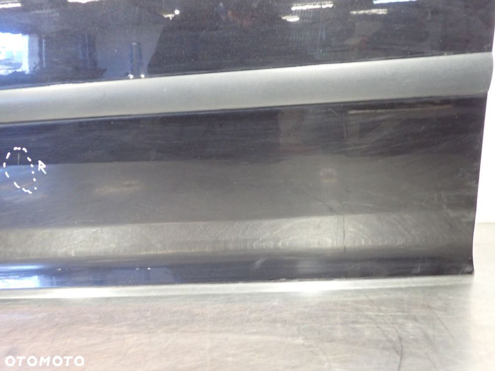 DRZWI LEWY PRZÓD VOLKSWAGEN GOLF V - 12