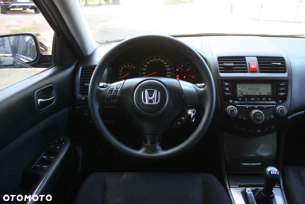 Honda Accord 2.0 i Sport - 27