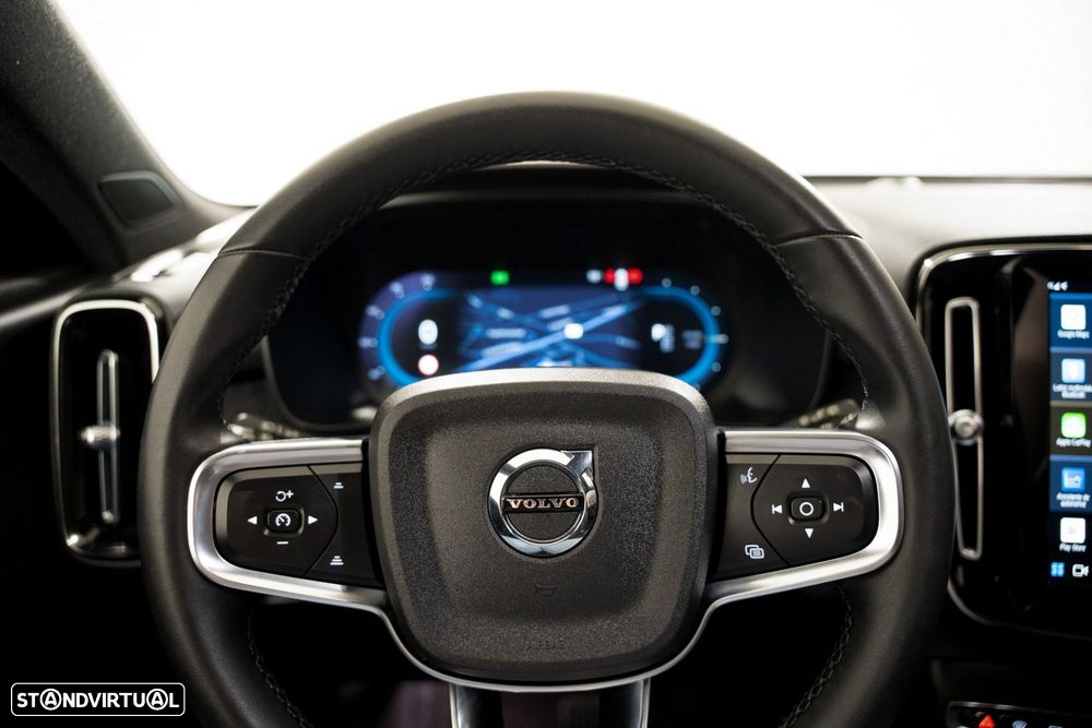 Volvo XC 40 Recharge Core - 9