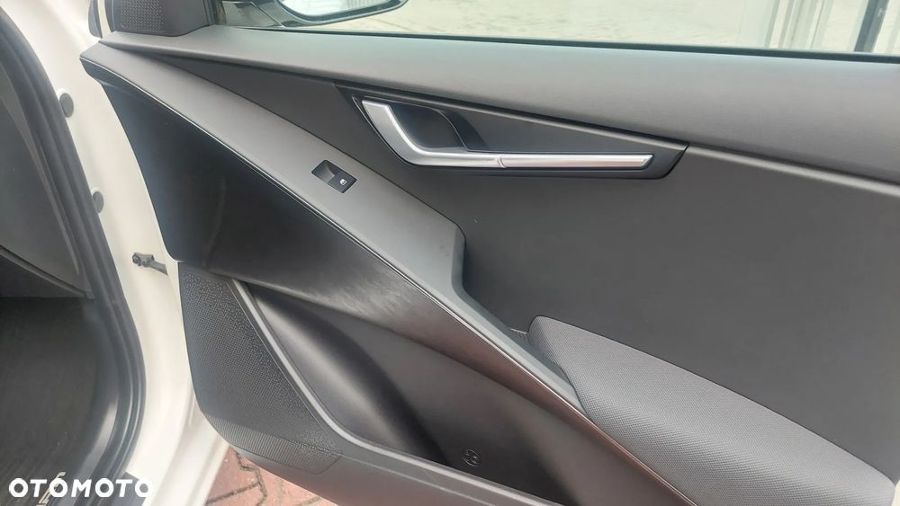 Kia Niro 1.6 GDI Hybrid Business Line - 6