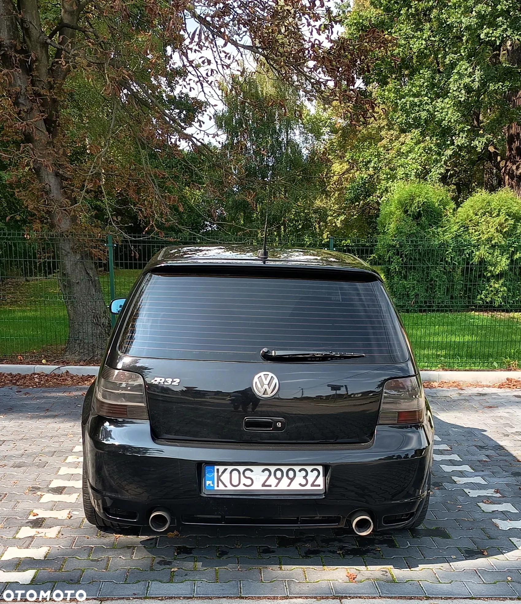 Volkswagen Golf IV 3.2 R32 4Mot - 17