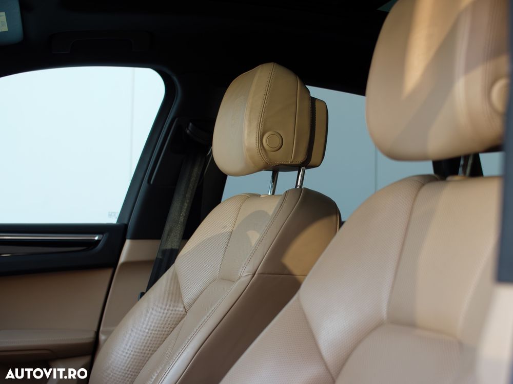 Porsche Macan - 17