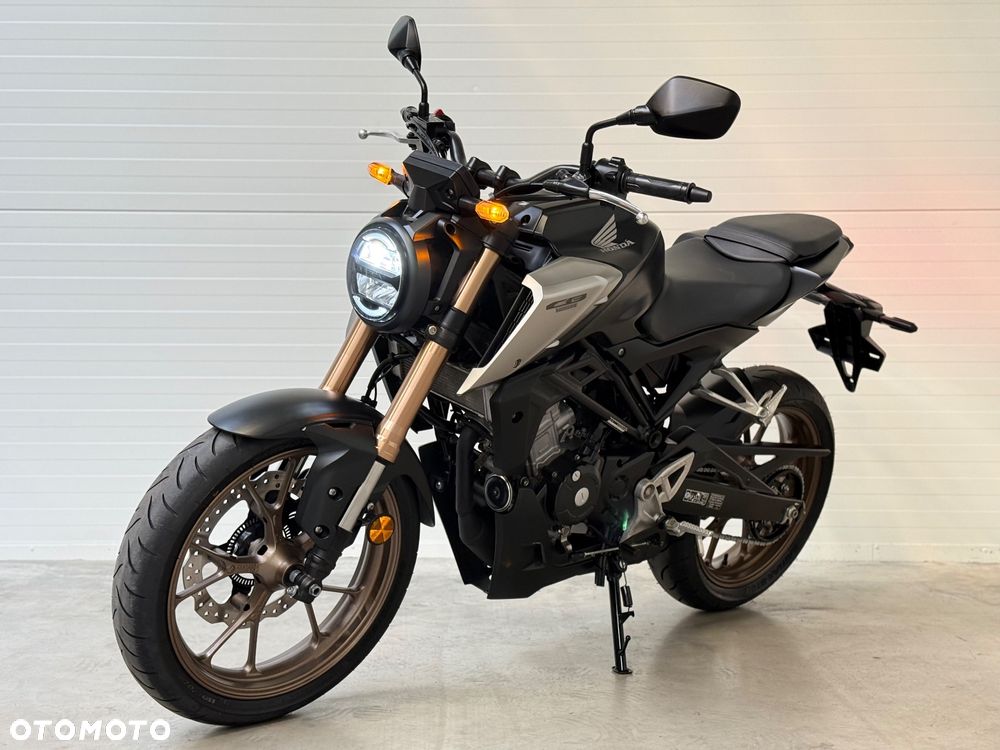 Honda CB - 7
