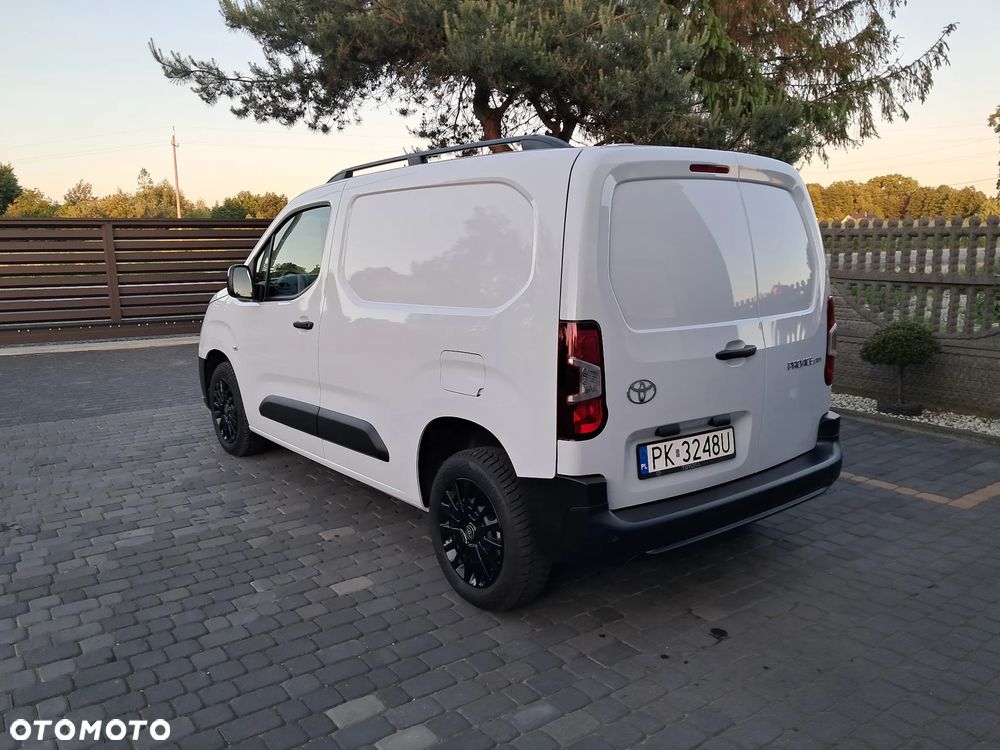 Toyota PROACEcity - 12