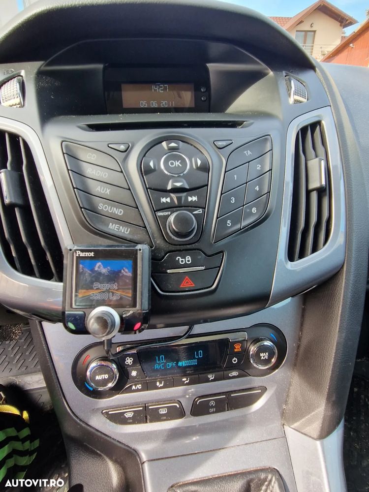 Ford Focus 1.6 TDCi DPF Start-Stopp-System Ambiente - 5