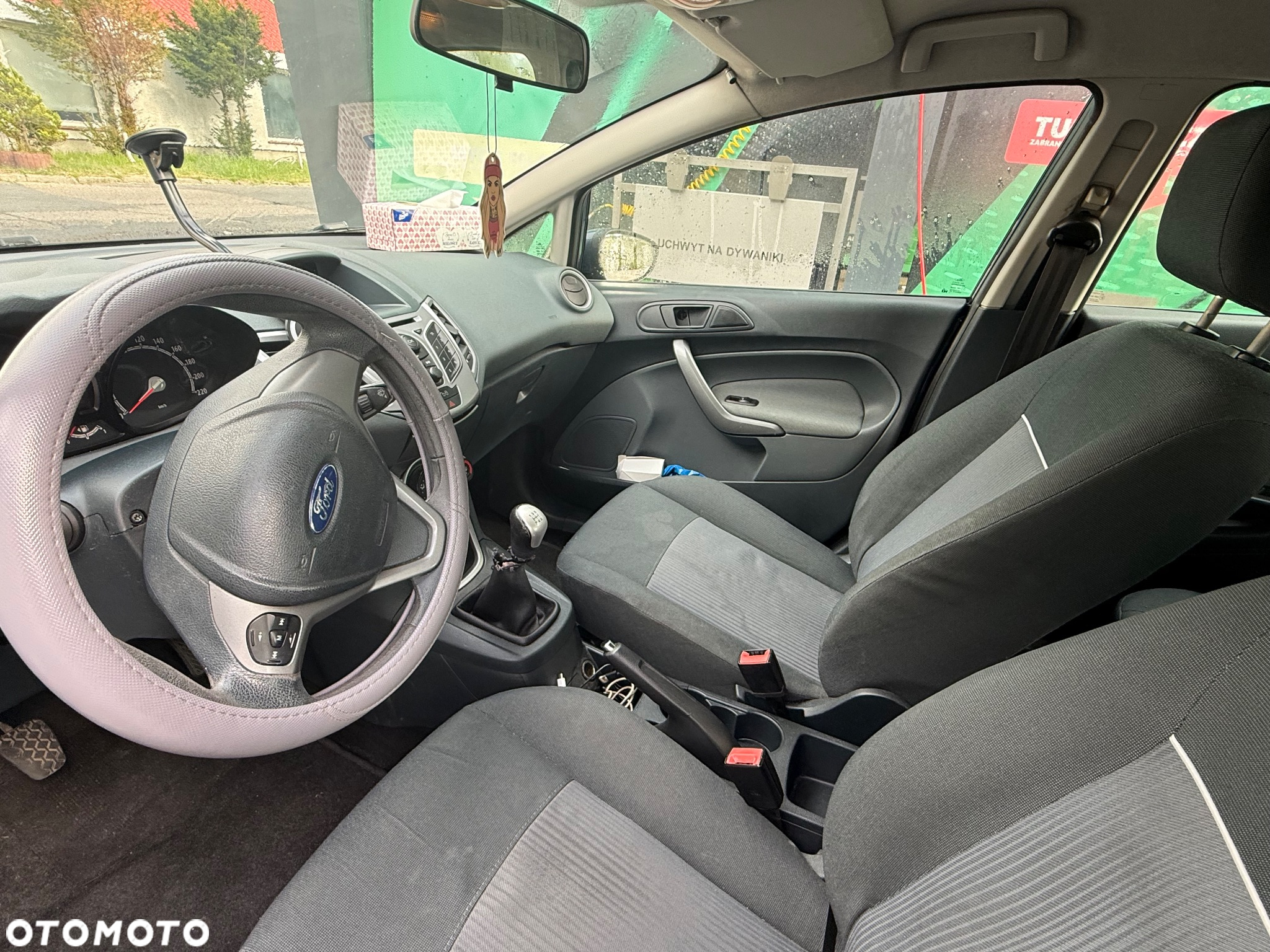 Ford Fiesta 1.4 TDCi Ambiente - 5