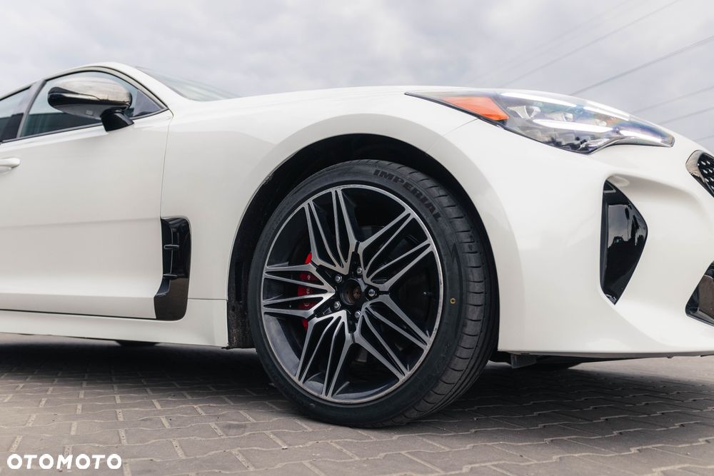 Kia Stinger 3.3 T-GDI V6 GT AWD - 29
