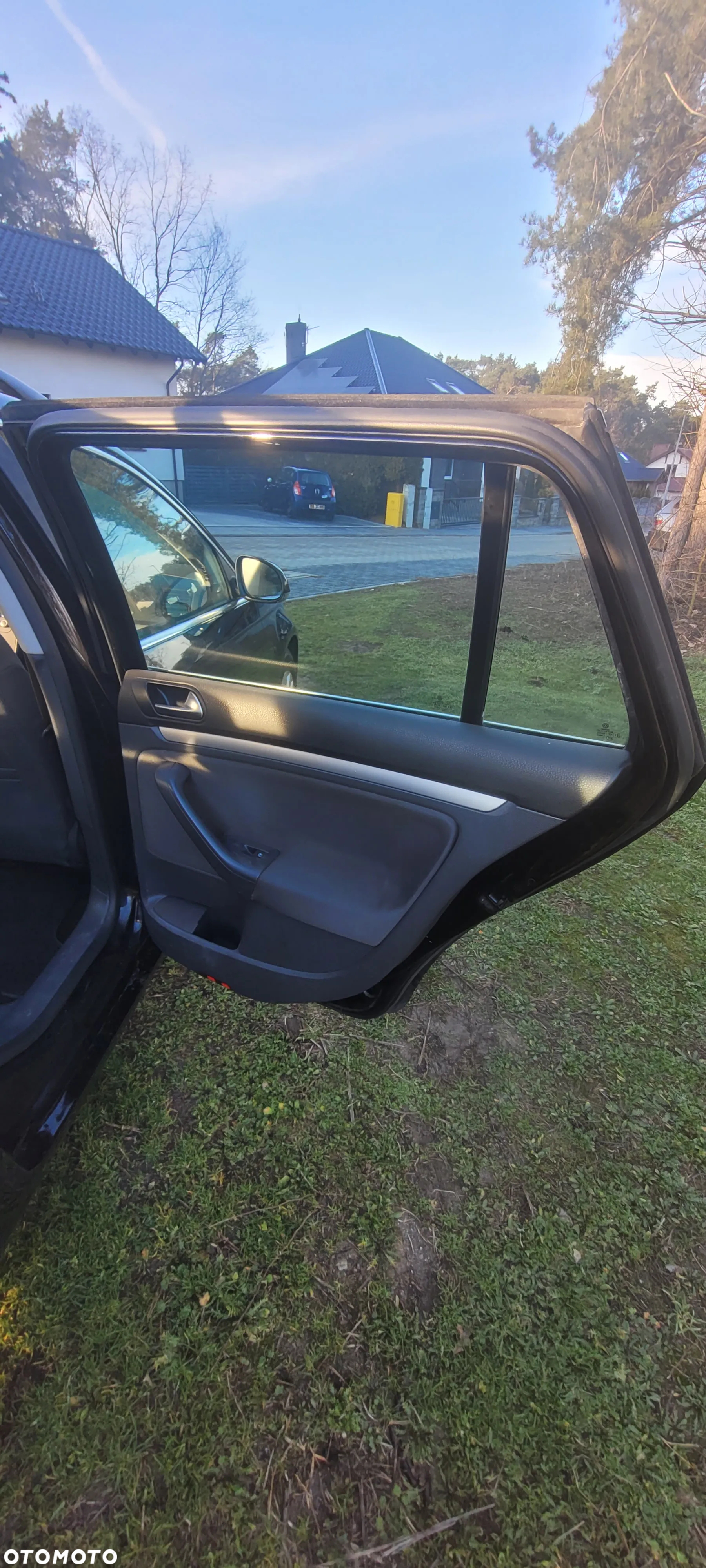 Volkswagen Golf 2.0 TDI Comfortline - 17