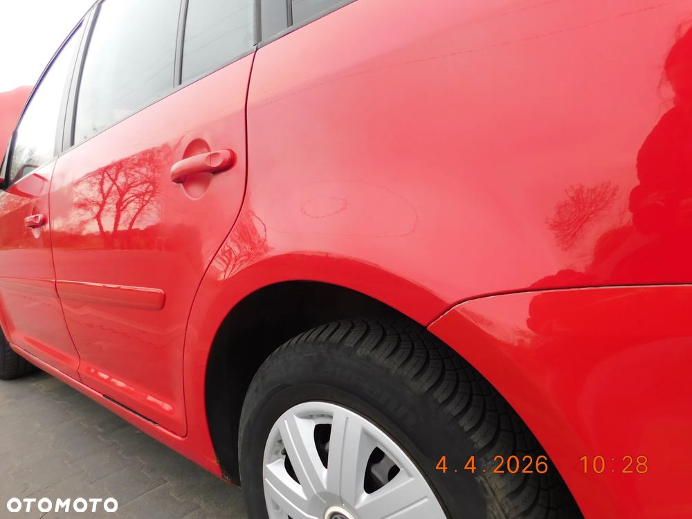 Volkswagen Touran - 17