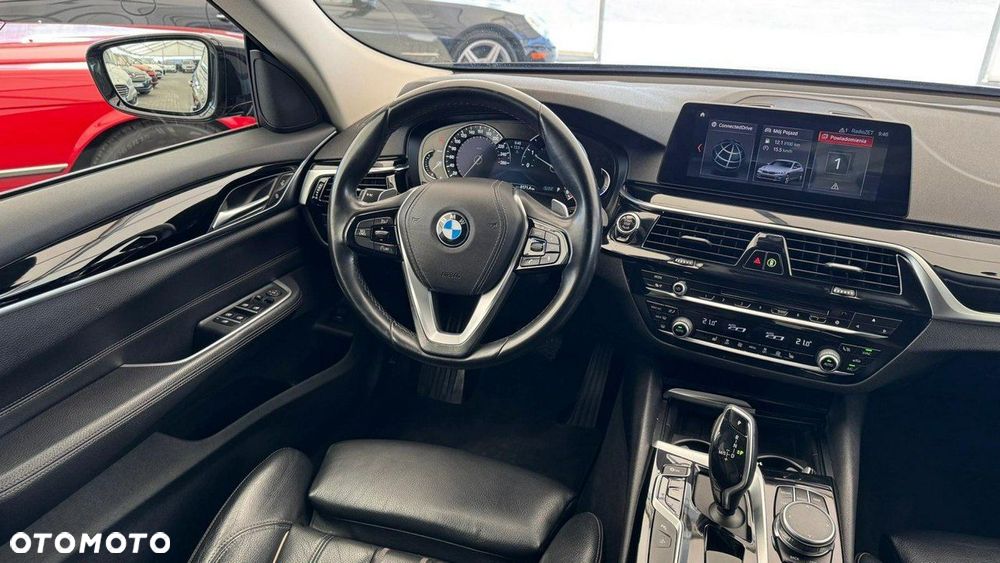 BMW 6GT - 38