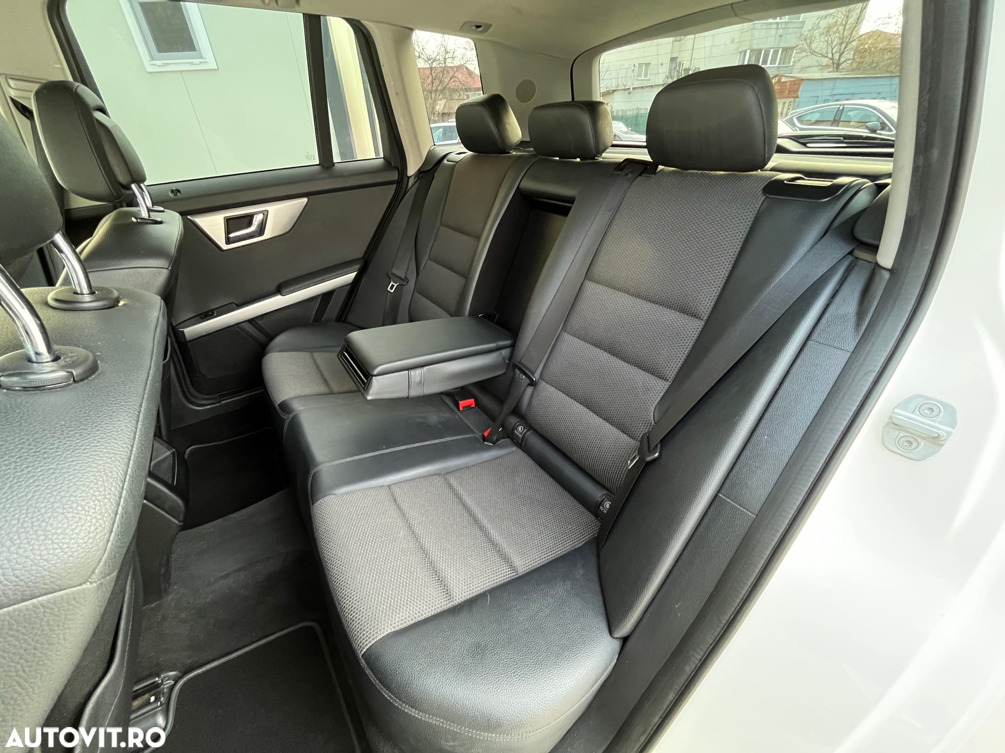 Mercedes-Benz GLK 350 CDI DPF 4Matic 7G-TRONIC Edition 1 - 14