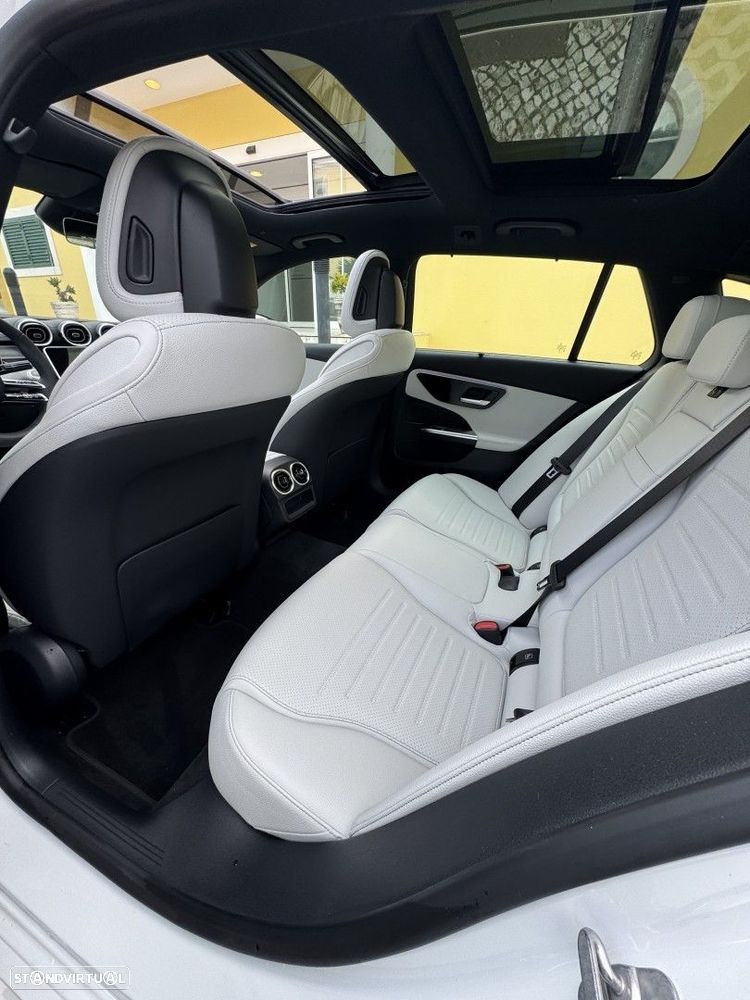 Mercedes-Benz C 300 e AMG Line - 11