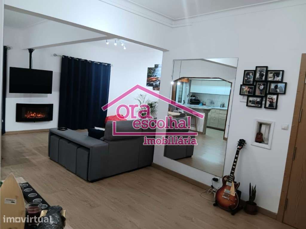 Excelente Apartamento T3 em 1º andar no Feijó! - Grande imagem: 2/16