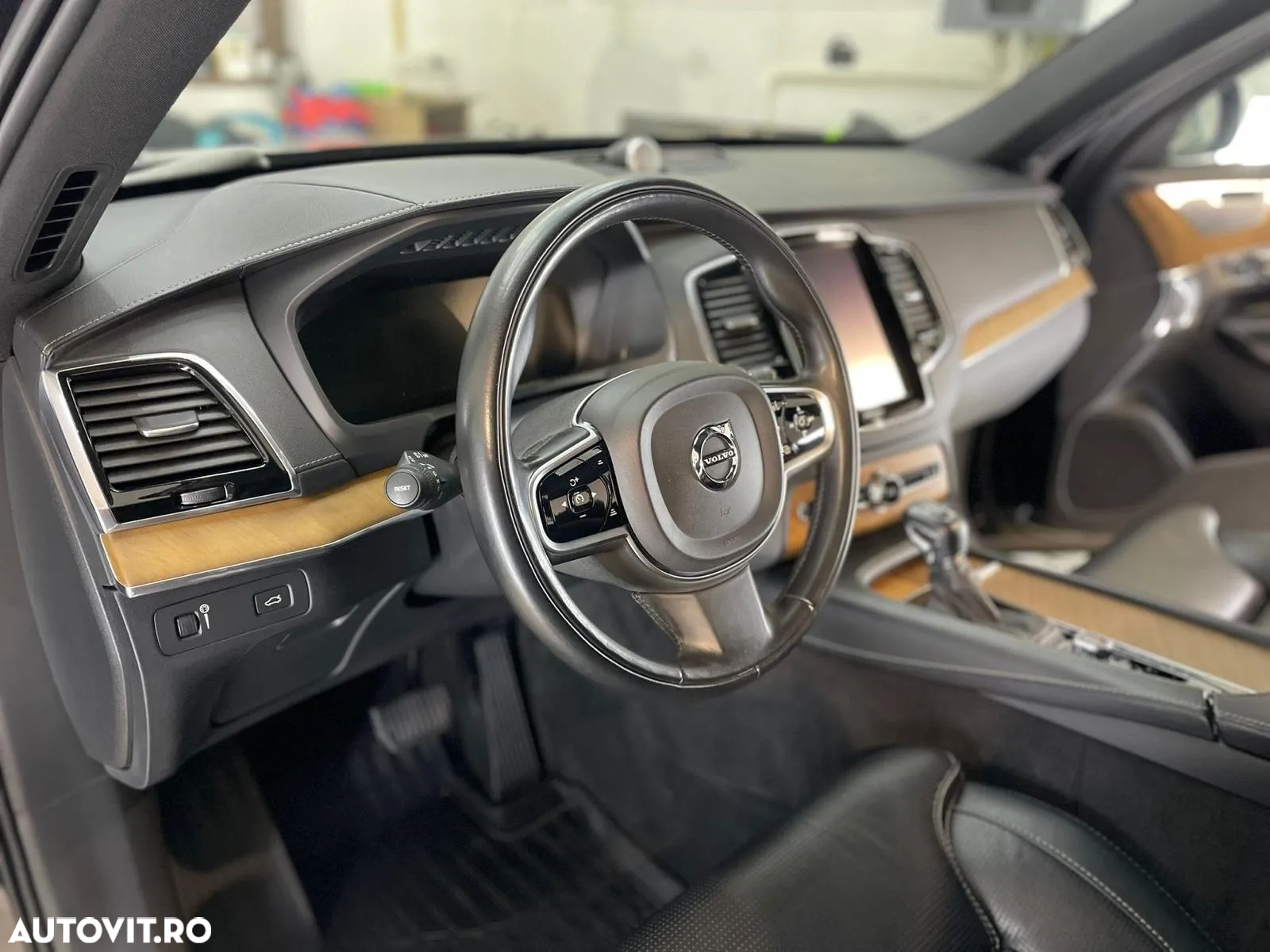 Volvo XC 90 D5 AWD Inscription - 9