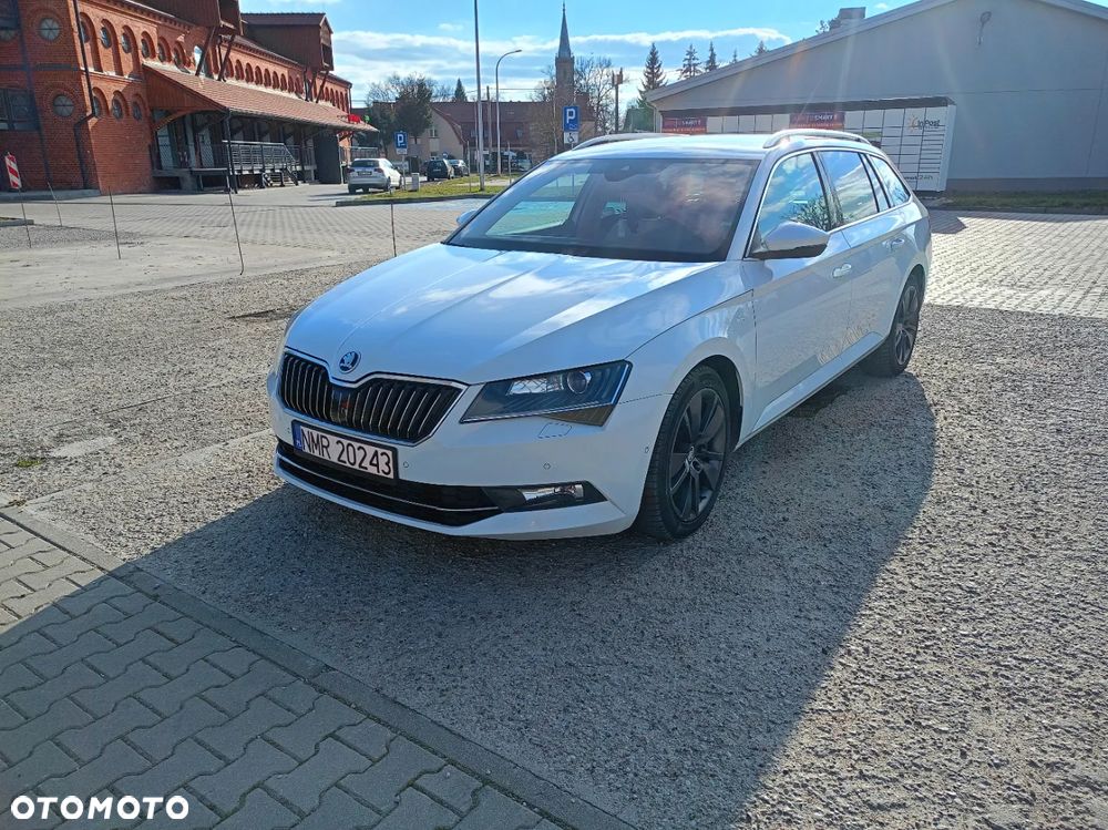 Skoda Superb 2.0 TDI DSG L&K - 4