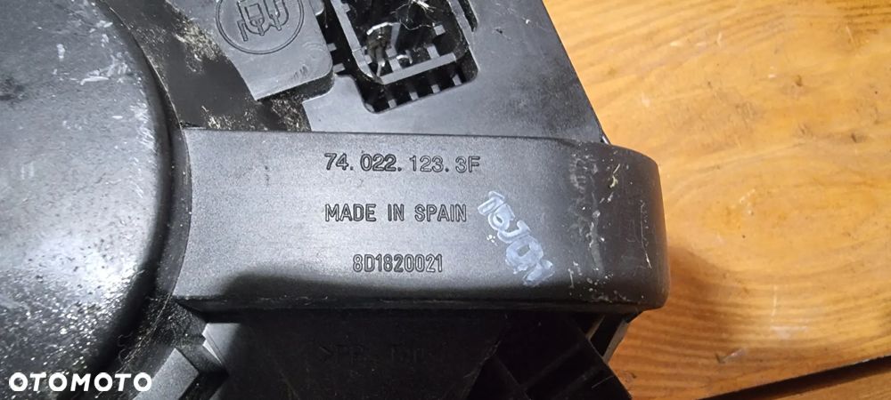 Wentylator dmuchawy nawiewu PASSAT B5 SUPERB A4 8D1820021 - 2