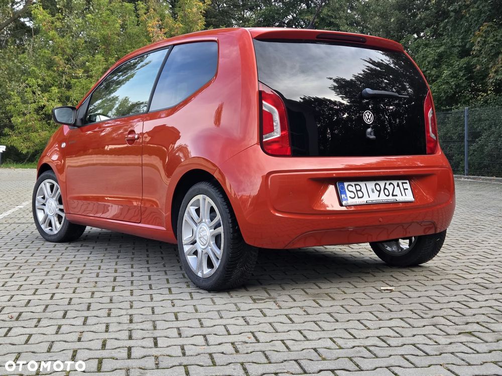 Volkswagen up! groove - 4
